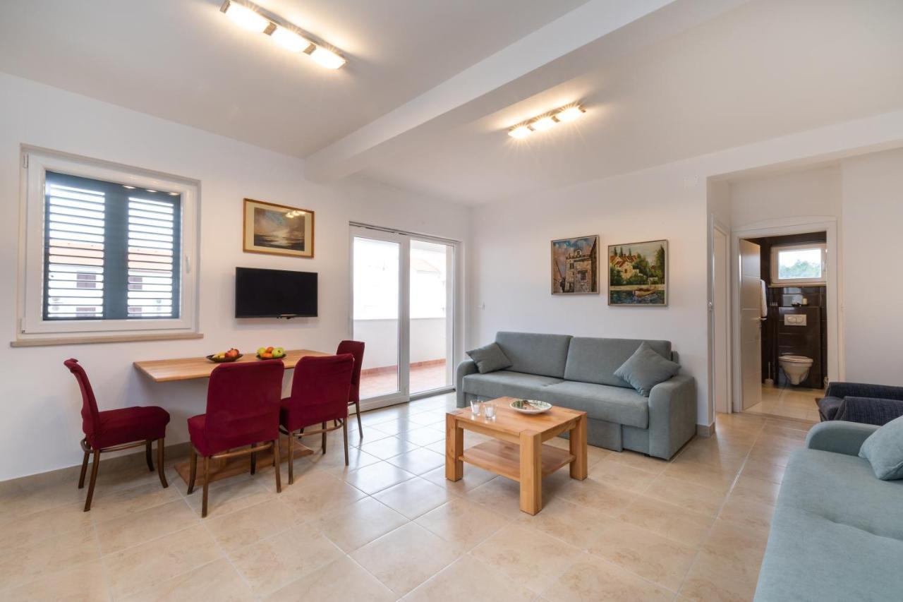 Villa Iva Mirce Kültér fotó